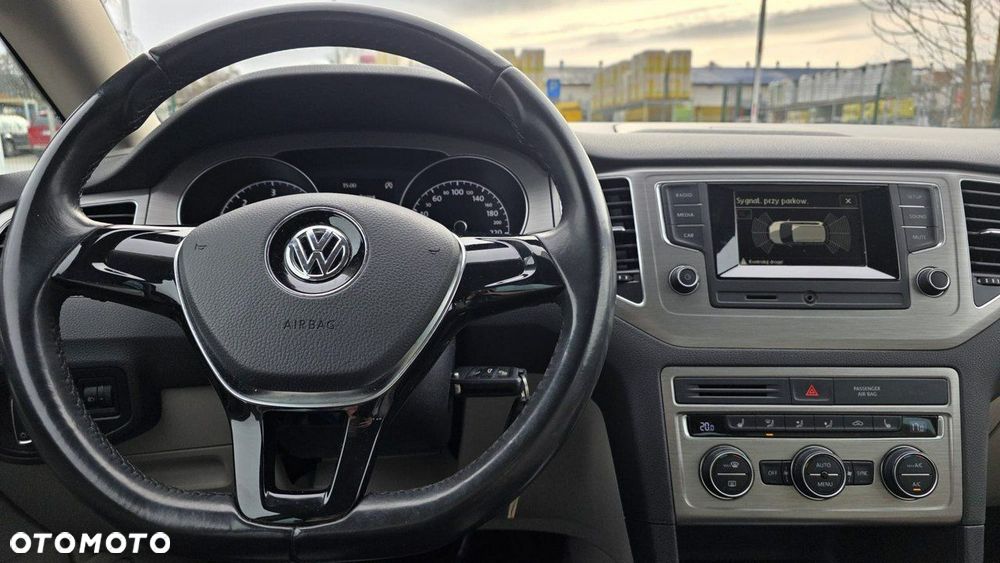 Volkswagen Golf Sportsvan - 9