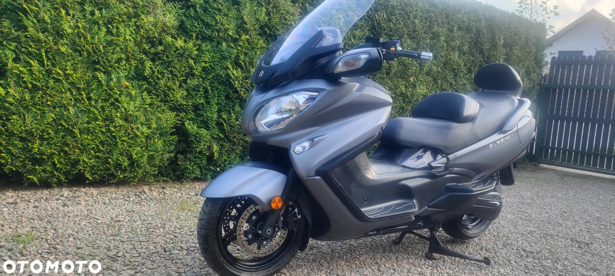 Suzuki Burgman - 9