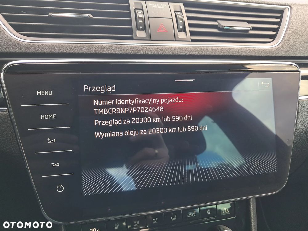 Skoda Superb 2.0 TDI SCR 4x4 L&K DSG - 33