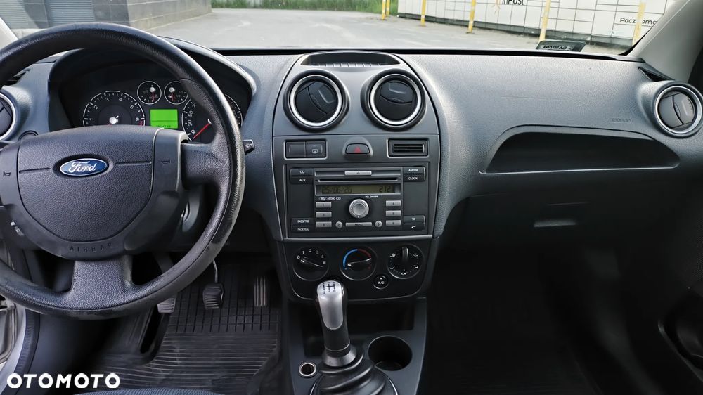 Ford Fiesta - 17