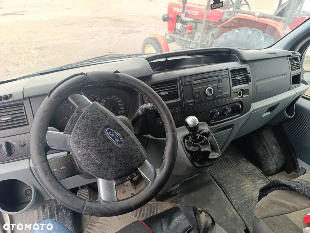 Ford Transit - 5