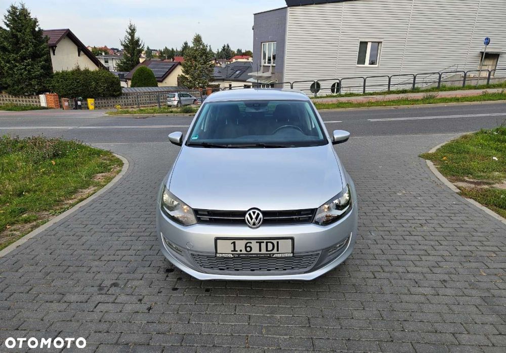 Volkswagen Polo - 2