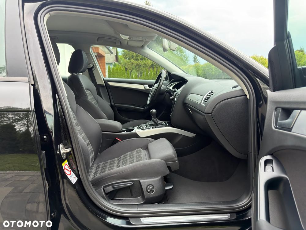 Audi A4 Avant 2.0 TFSI quattro Attraction - 38