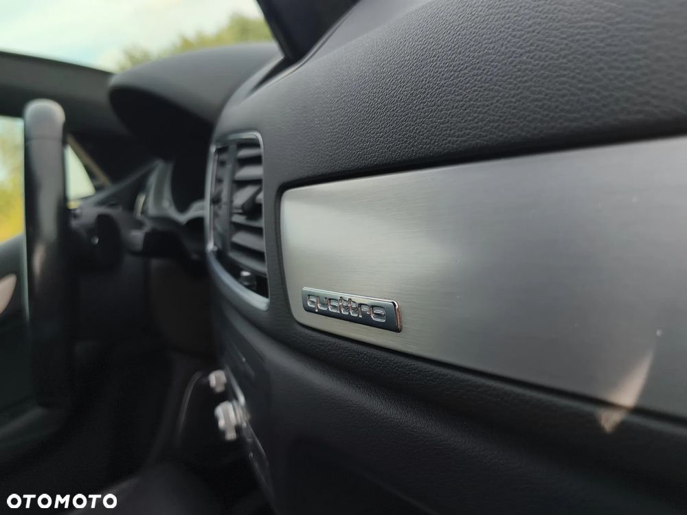 Audi Q3 - 22