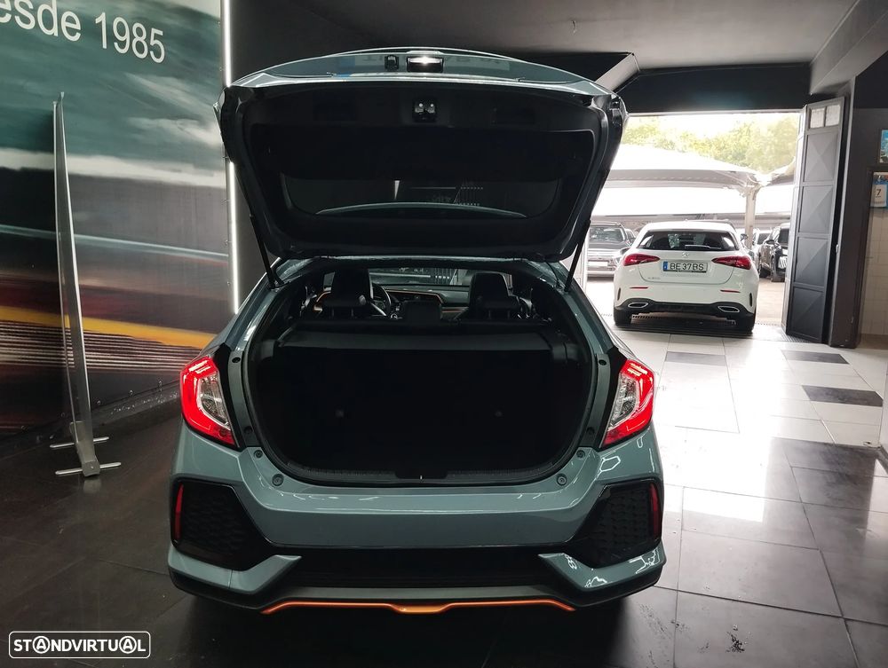 Honda Civic 1.0 i-VTEC Executive CVT - 15