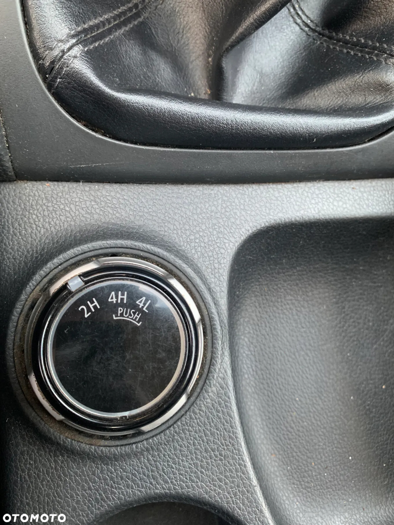 Mitsubishi L200 2.4 d CC Invite - 17