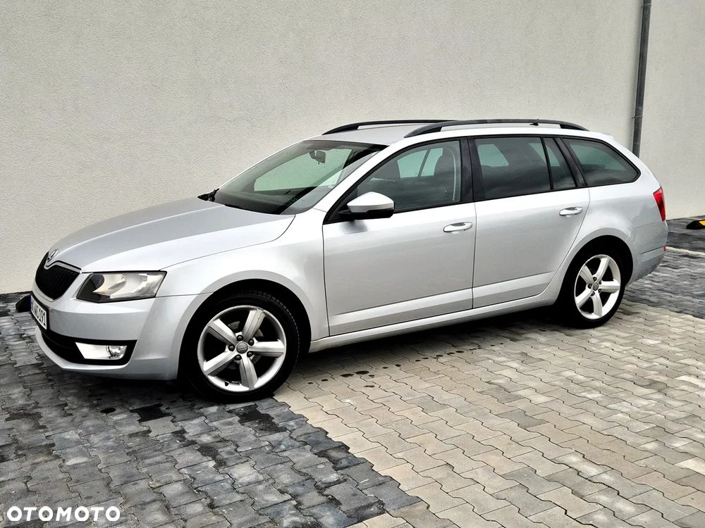 Skoda Octavia 1.6 TDI DPF Ambition - 10
