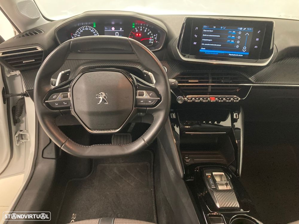 Peugeot 208 1.2 PureTech Allure EAT8 - 29