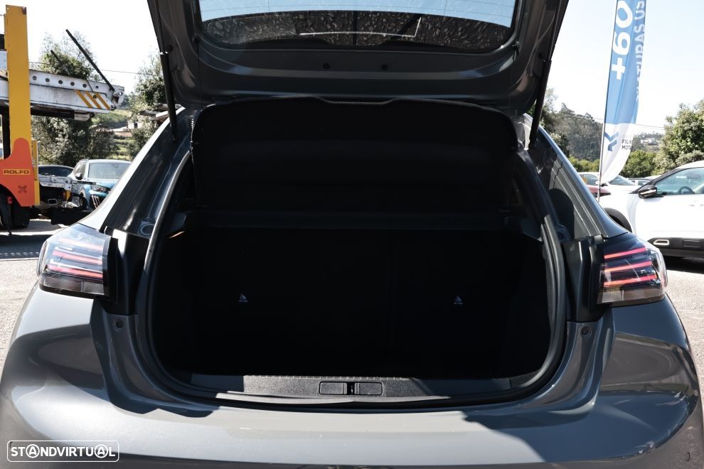 Peugeot 208 1.2 PureTech Allure - 18