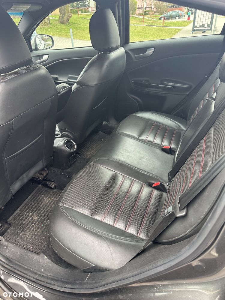 Alfa Romeo Giulietta 1.6 JTDM Distinctive - 9