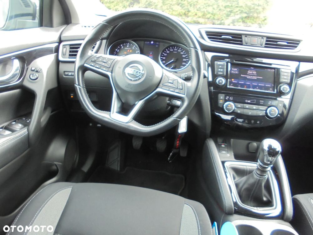 Nissan Qashqai 1.3 DIG-T N-WAY - 11