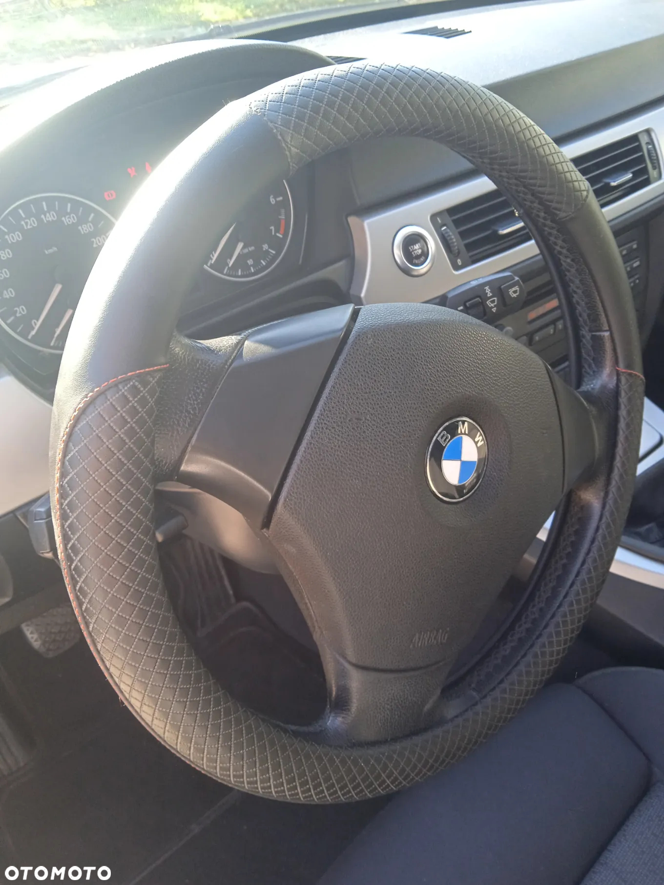 BMW Seria 3 318i - 8