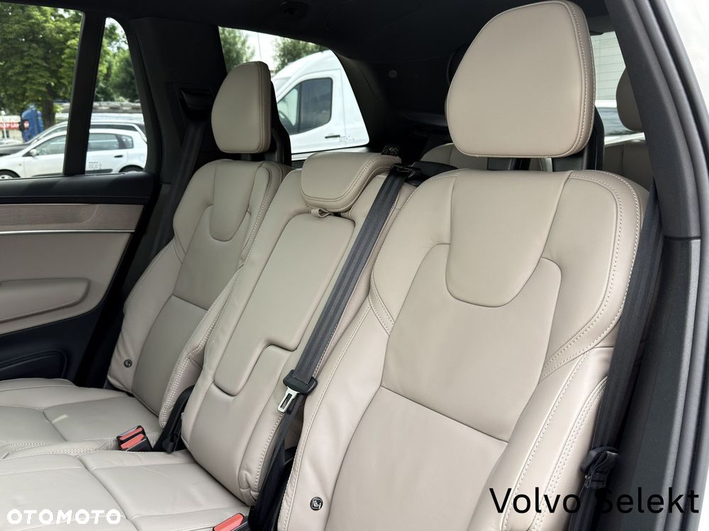Volvo XC 90 - 17
