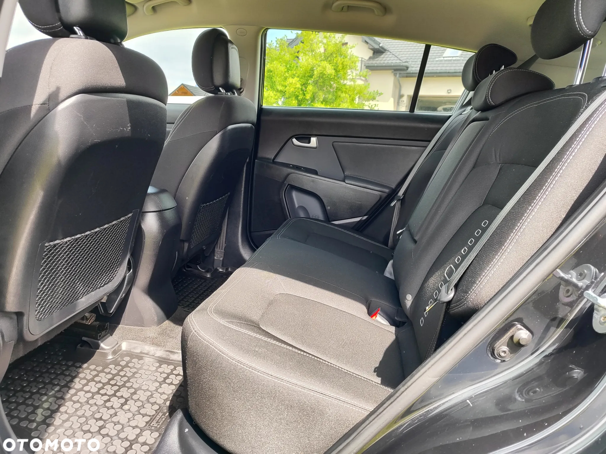 Kia Sportage 2.0 CRDI AWD Fifa World Cup Edition - 8
