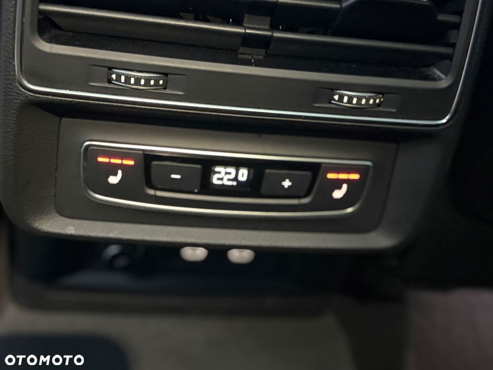 Audi Q8 55 TFSIe quattro tiptronic competition plus - 22