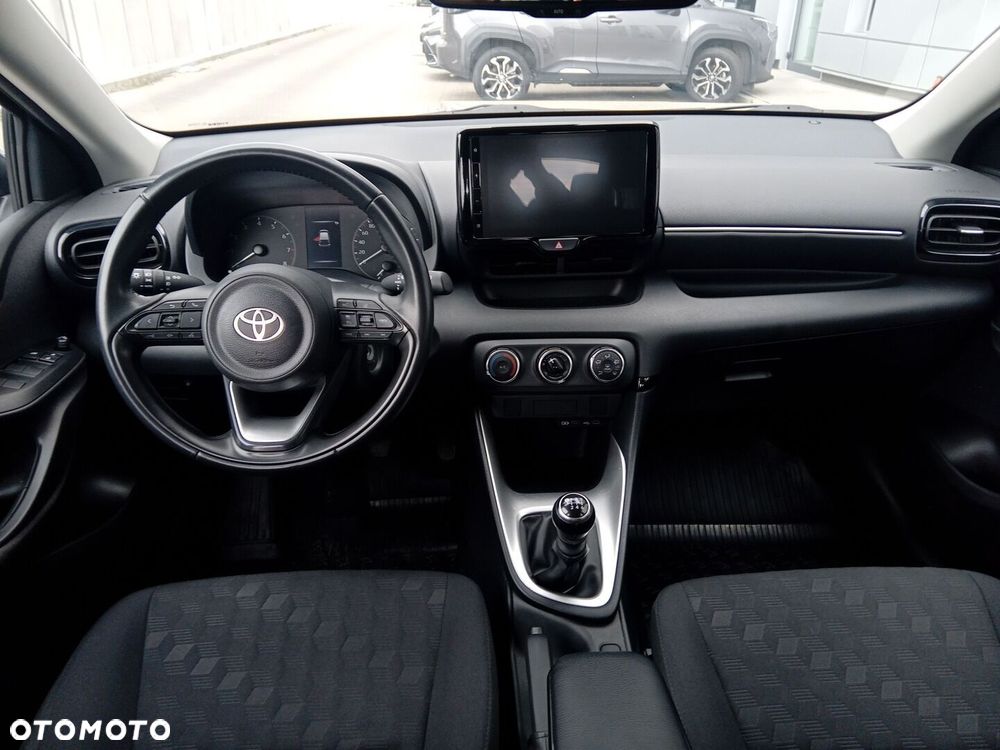 Toyota Yaris 1.5 Comfort - 16