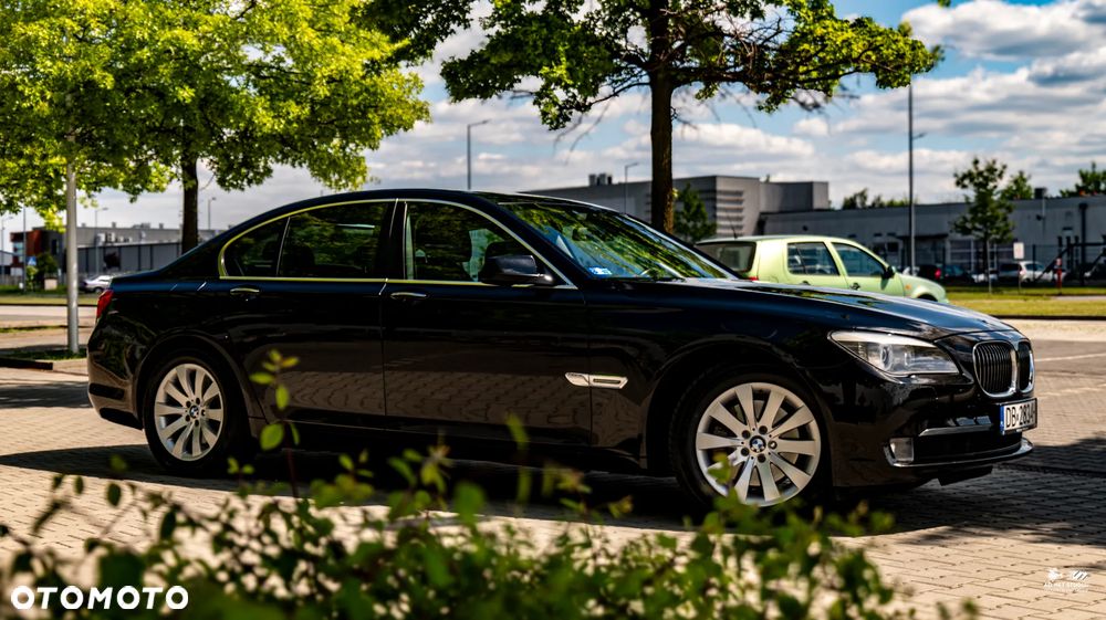 BMW Seria 7 730d - 4