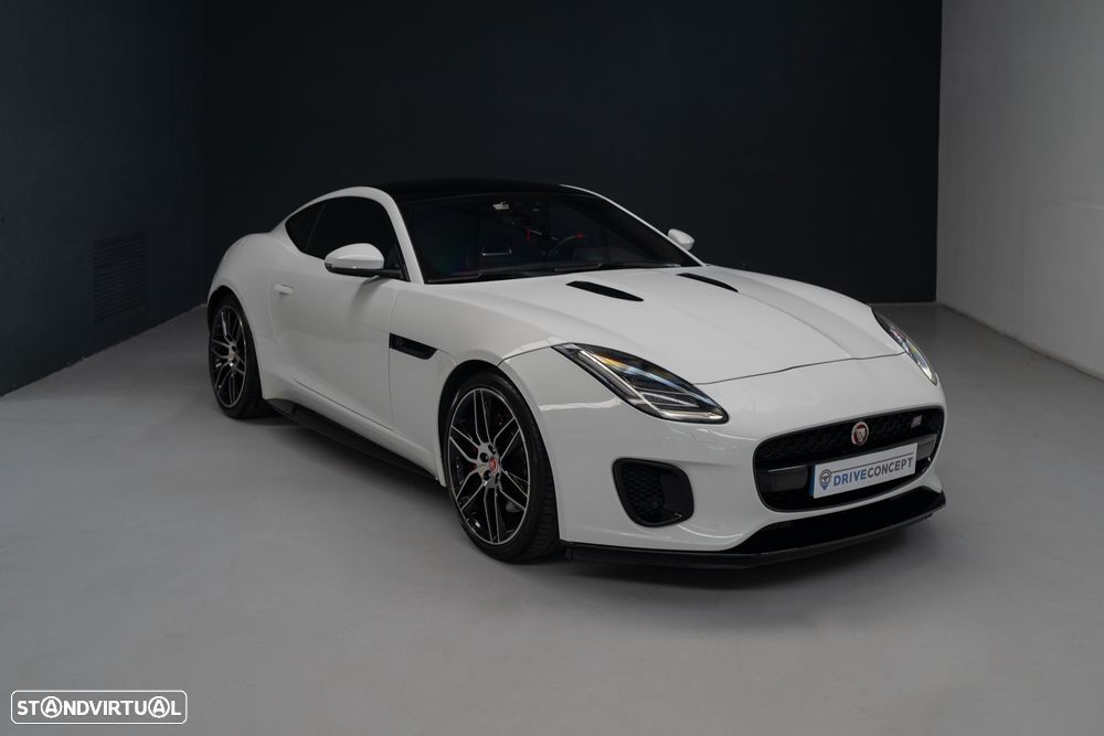 Jaguar F-Type 2.0 i4 Chequered Flag - 1
