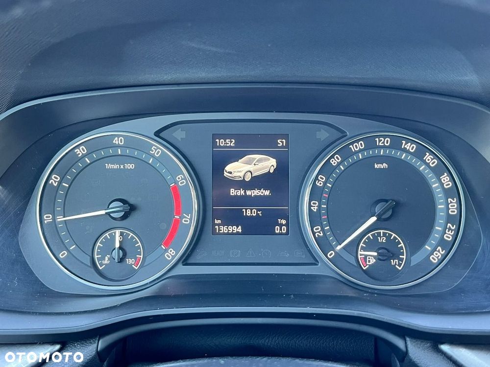 Skoda Octavia 1.5 TSI e-TEC DSG Ambition - 32
