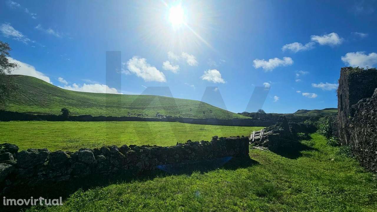 Terreno Rústico com 8.780 m2 localizado no Pico do Alho - Ribeira Gran - Grande imagem: 5/16