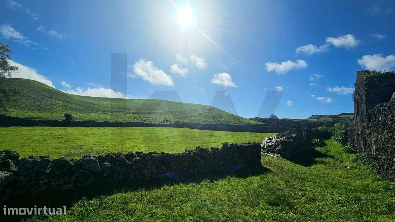 Terreno Rústico com 8.780 m2 localizado no Pico do Alho - Ribeira Gran - Grande imagem: 5/16