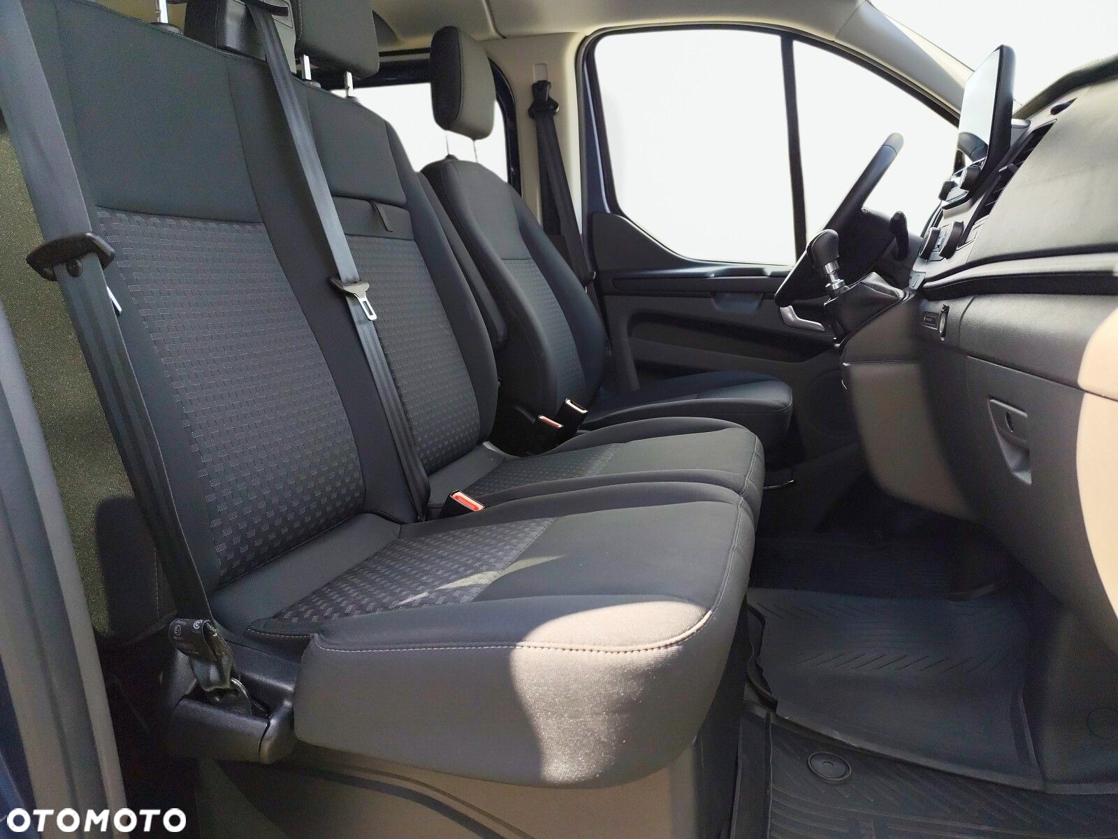 Ford Transit Custom - 25