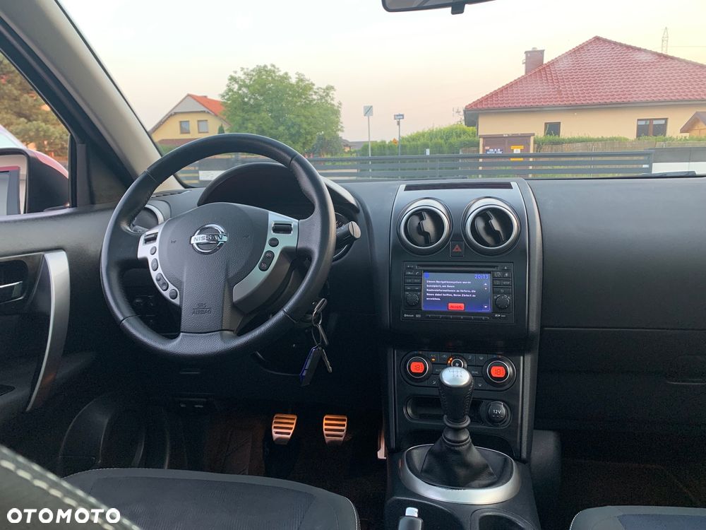 Nissan Qashqai 2.0 360 - 17