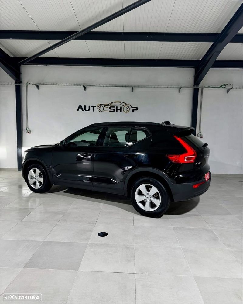 Volvo XC 40 1.5 T2 Momentum - 6