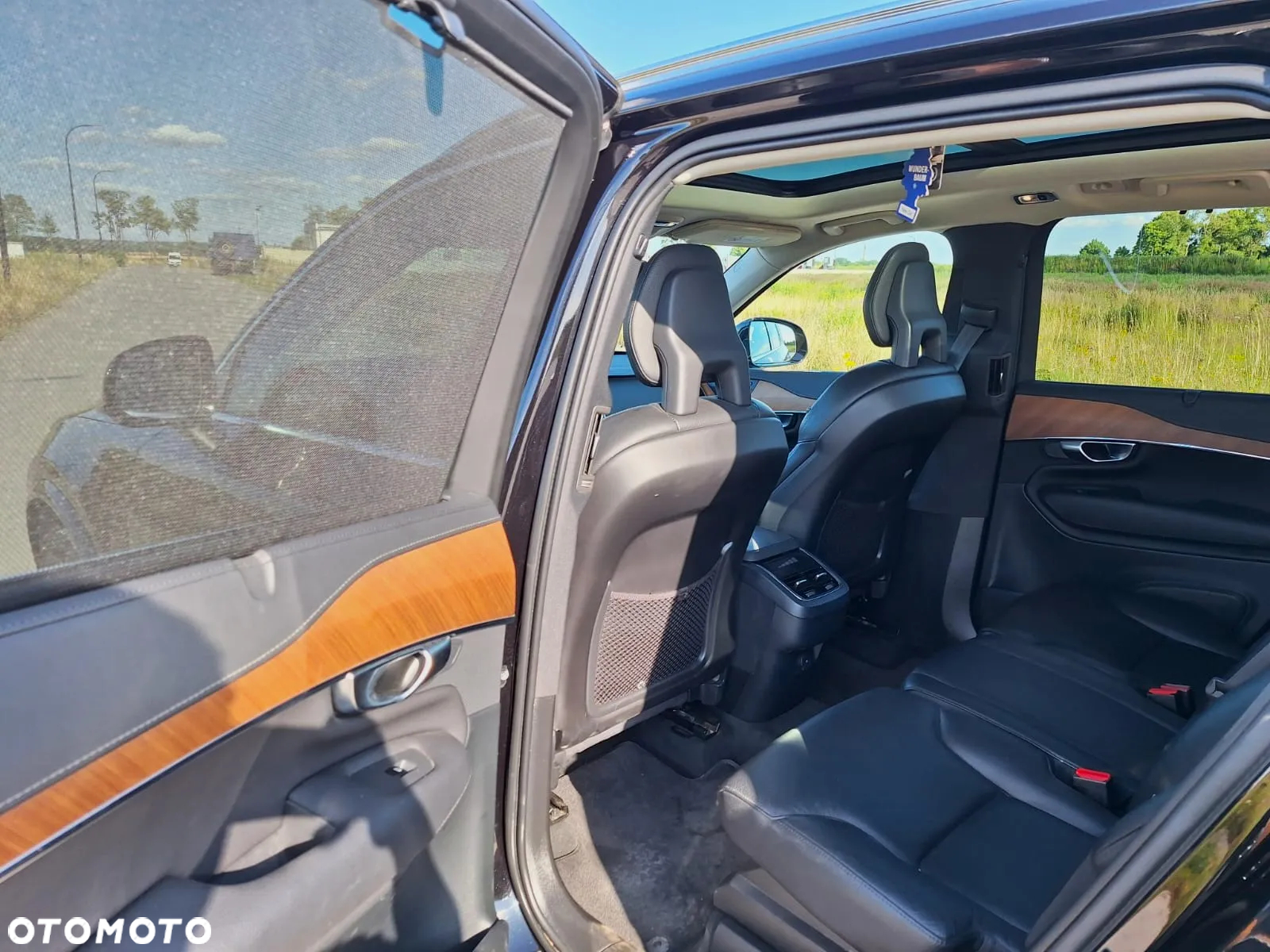 Volvo XC 90 B5 D AWD Momentum Pro - 19