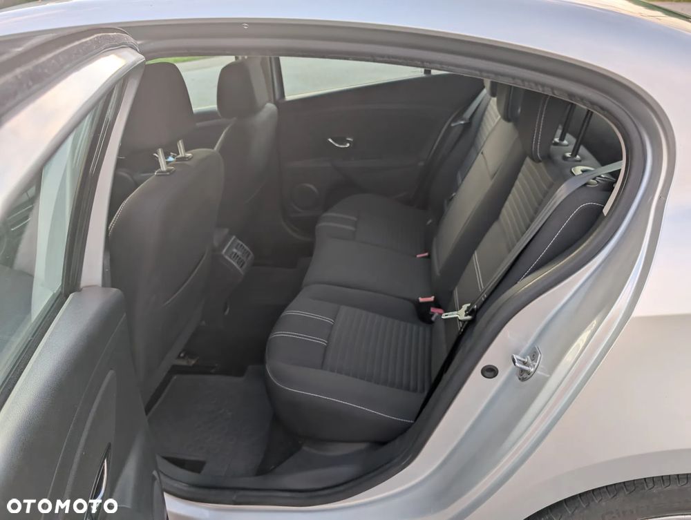Renault Fluence 1.5 dCi Limited - 9