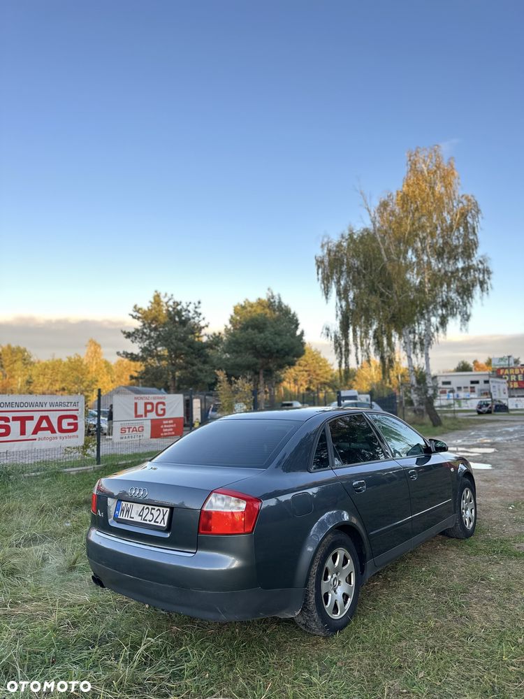 Audi A4 Avant - 3