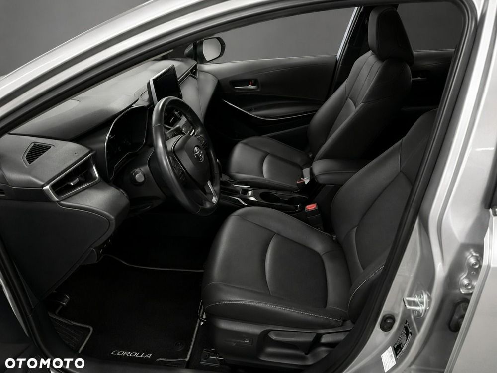 Toyota Corolla 1.8 Hybrid Executive - 9