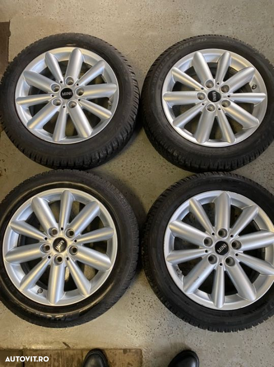 vand jante originale Mini pe 16” cu anvelope de iarnă