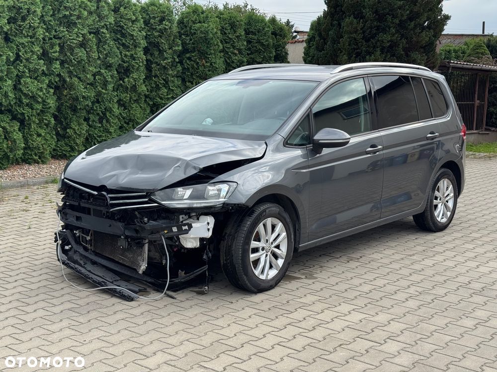 Volkswagen Touran - 2