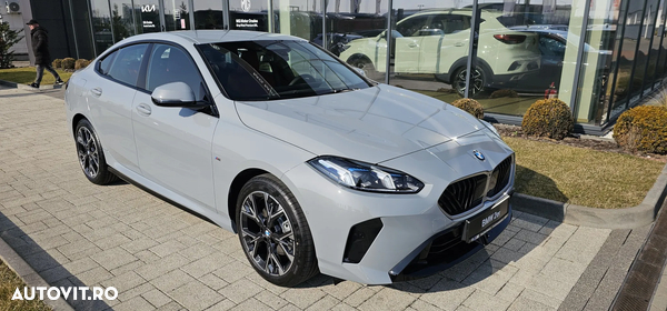 BMW Seria 2  220i AT MHEV