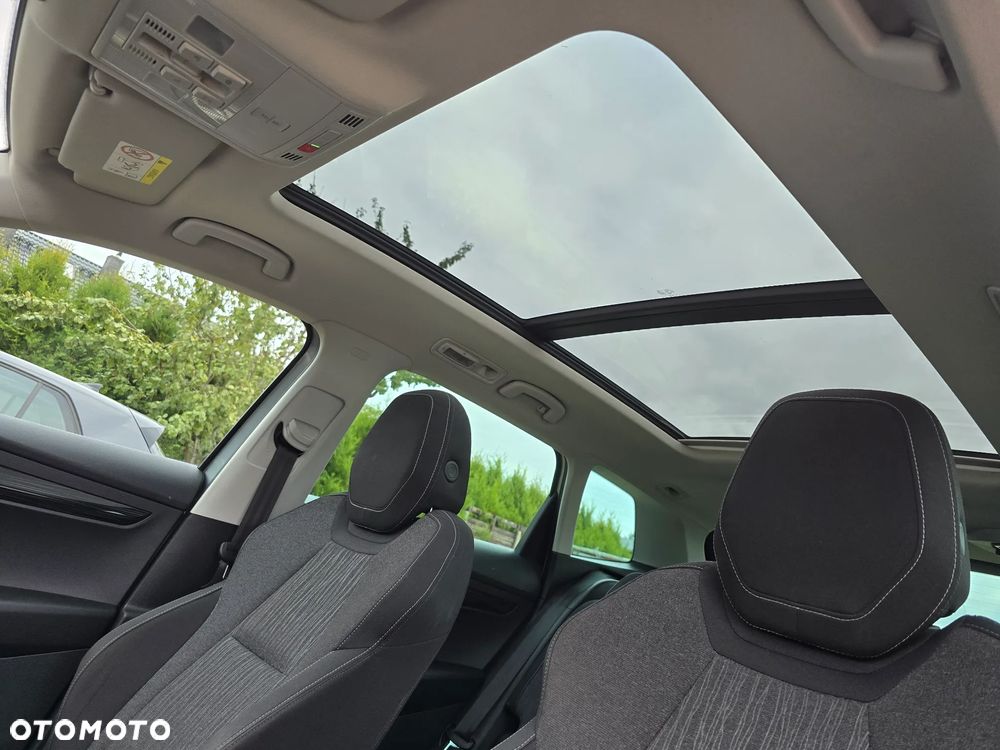 Skoda Karoq 2.0 TDI SCR 4x4 DSG Sportline - 37