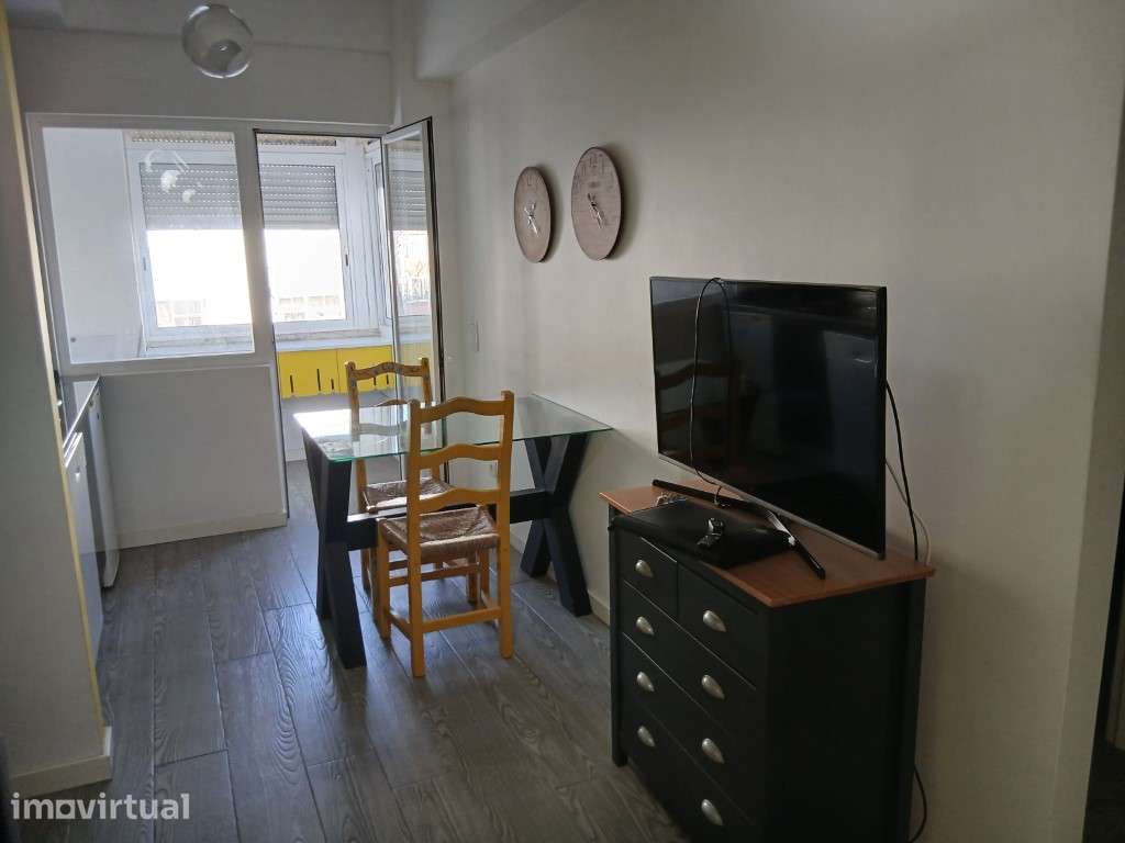 Apartamento T1, P Arcos, Oeiras - Grande imagem: 2/14
