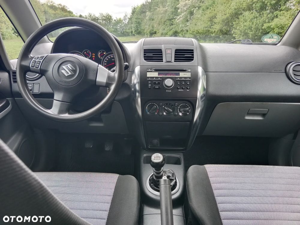 Suzuki SX4 2.0 DDiS 4x2 Style - 3