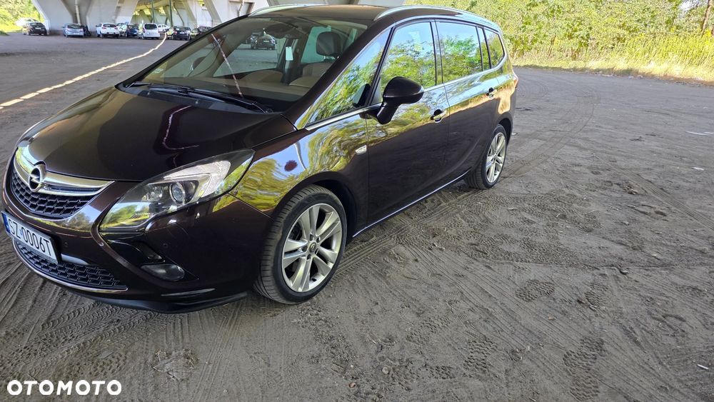 Opel Zafira - 9