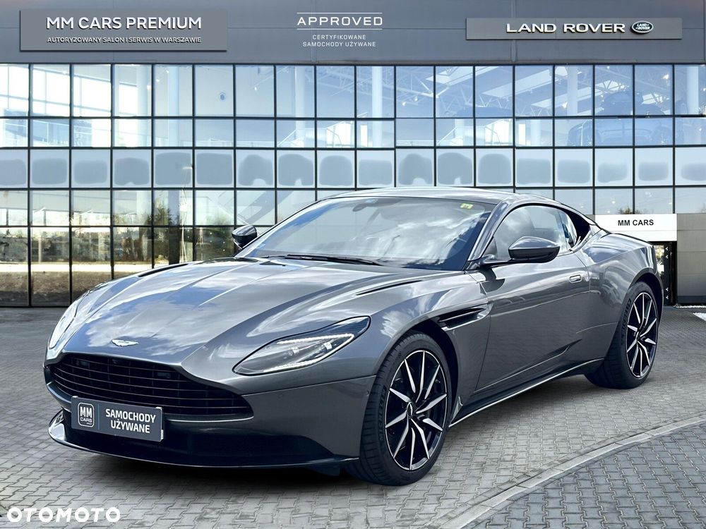 Aston Martin DB11 V8 - 5