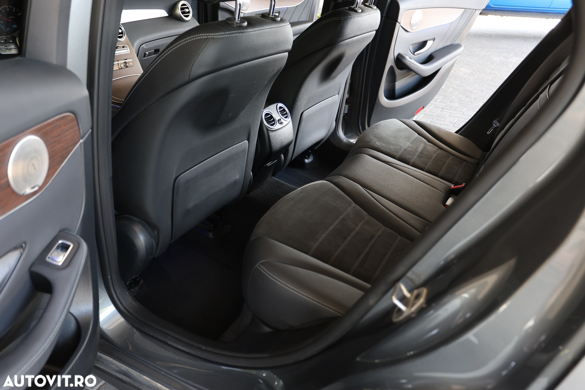 Mercedes-Benz GLC 300 de 4Matic 9G-TRONIC Avantgarde Advanced - 28
