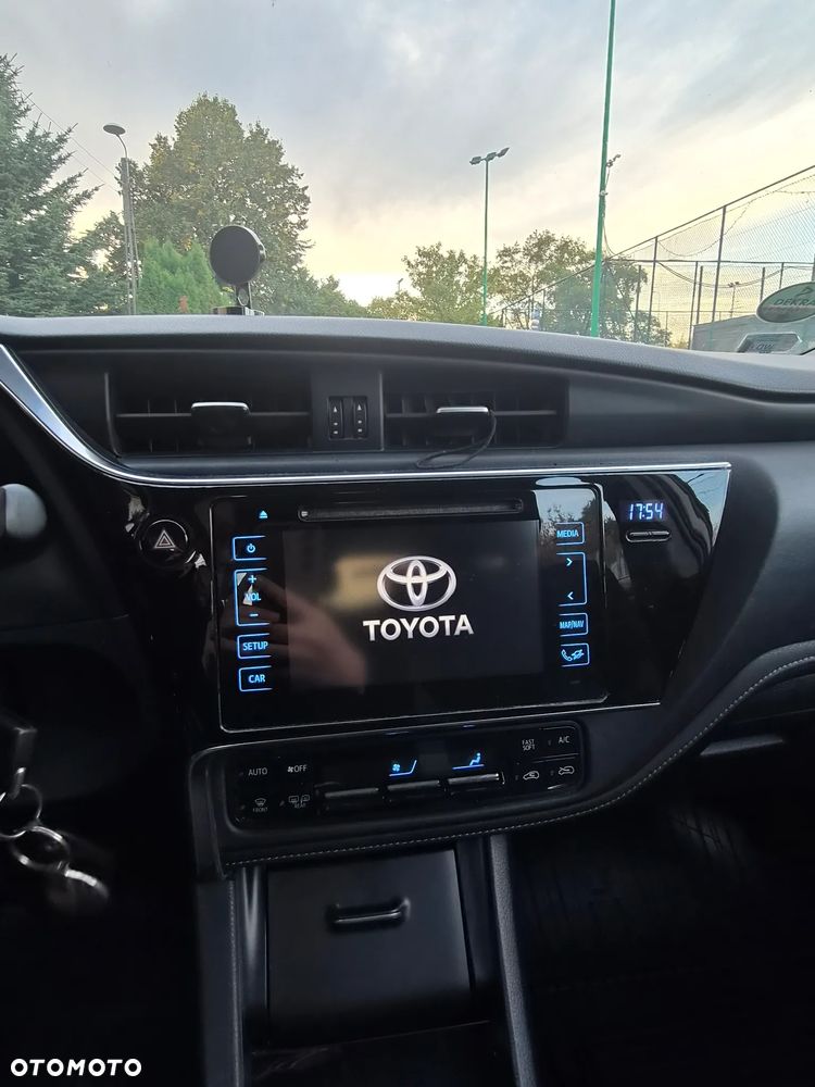 Toyota Auris - 7