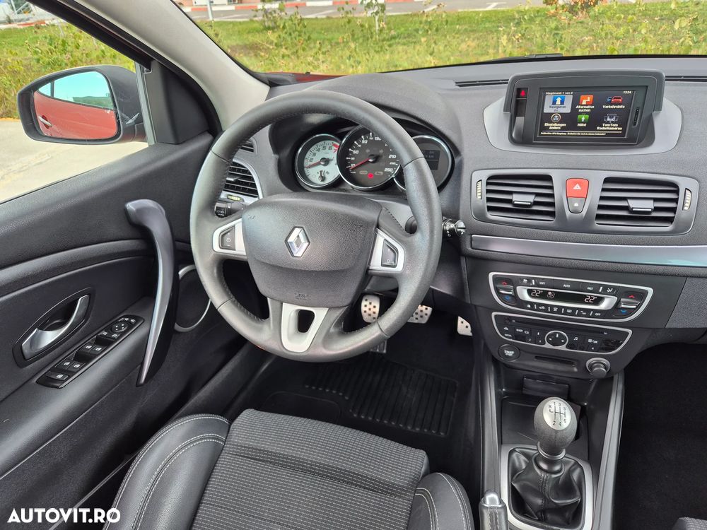 Renault Megane TCe 130 BOSE Edition - 16