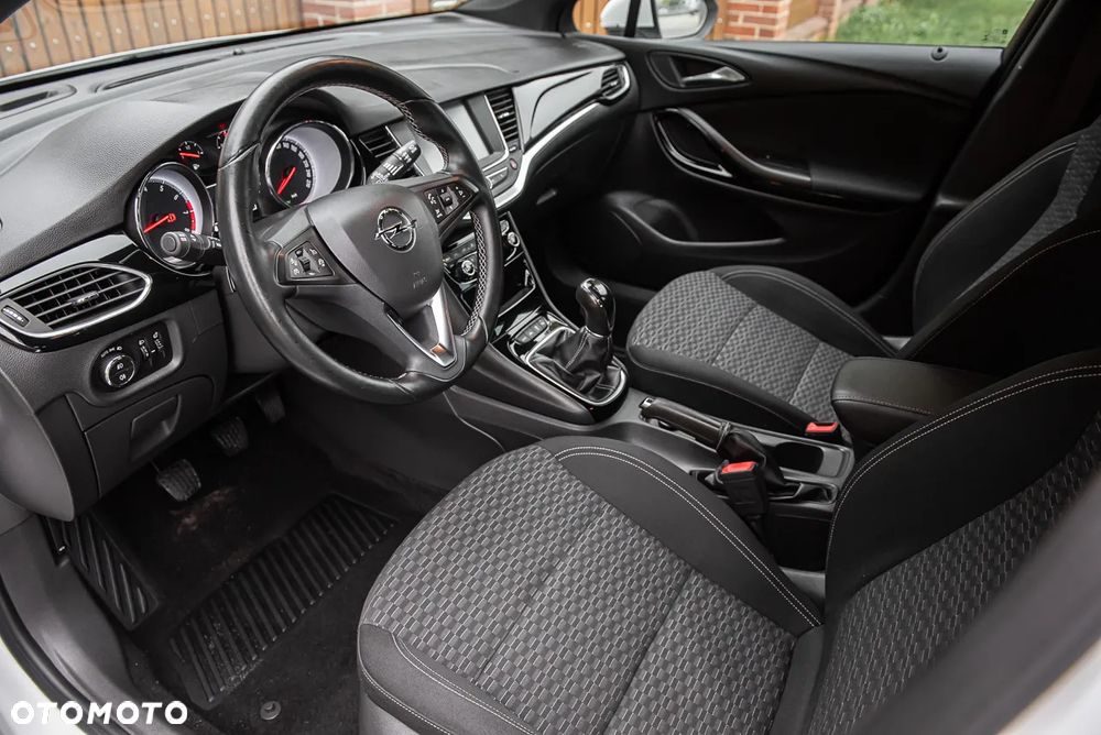 Opel Astra 1.4 Turbo Sports Tourer Innovation - 13