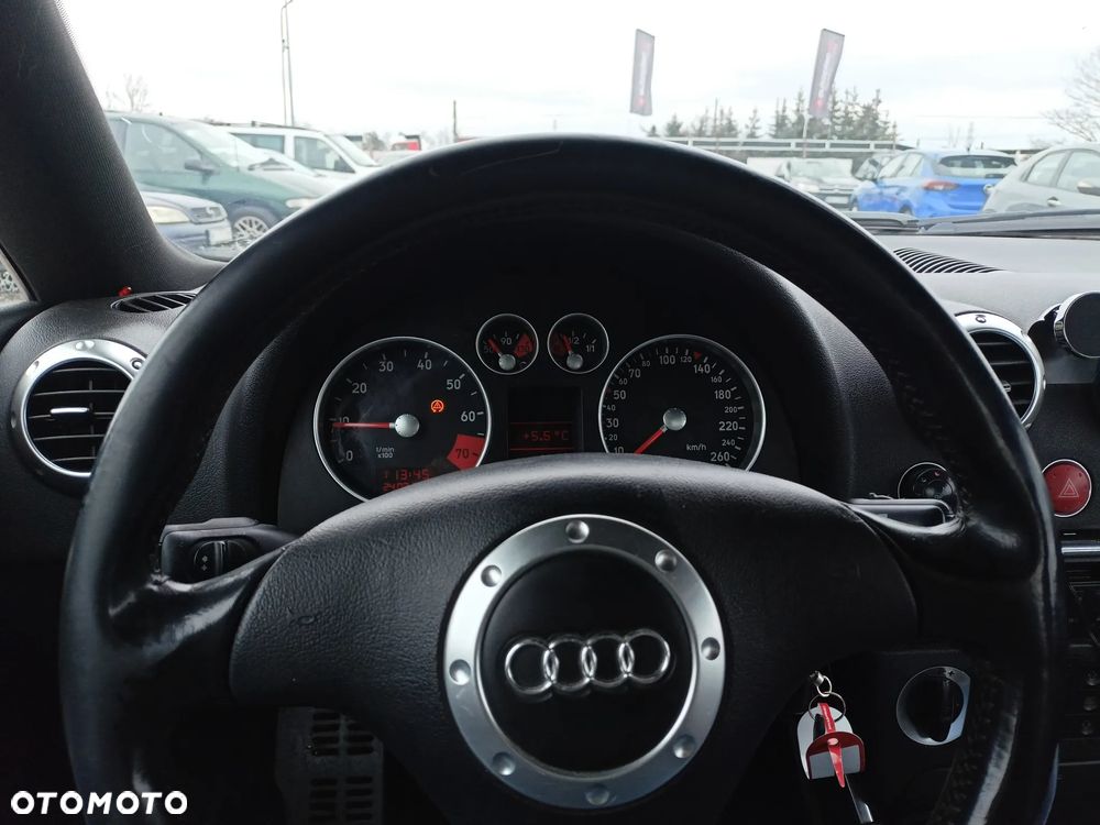 Audi TT Coupé - 9