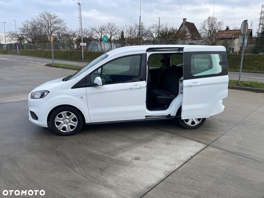 Ford Tourneo Courier 1.5 TDCi Trend - 3