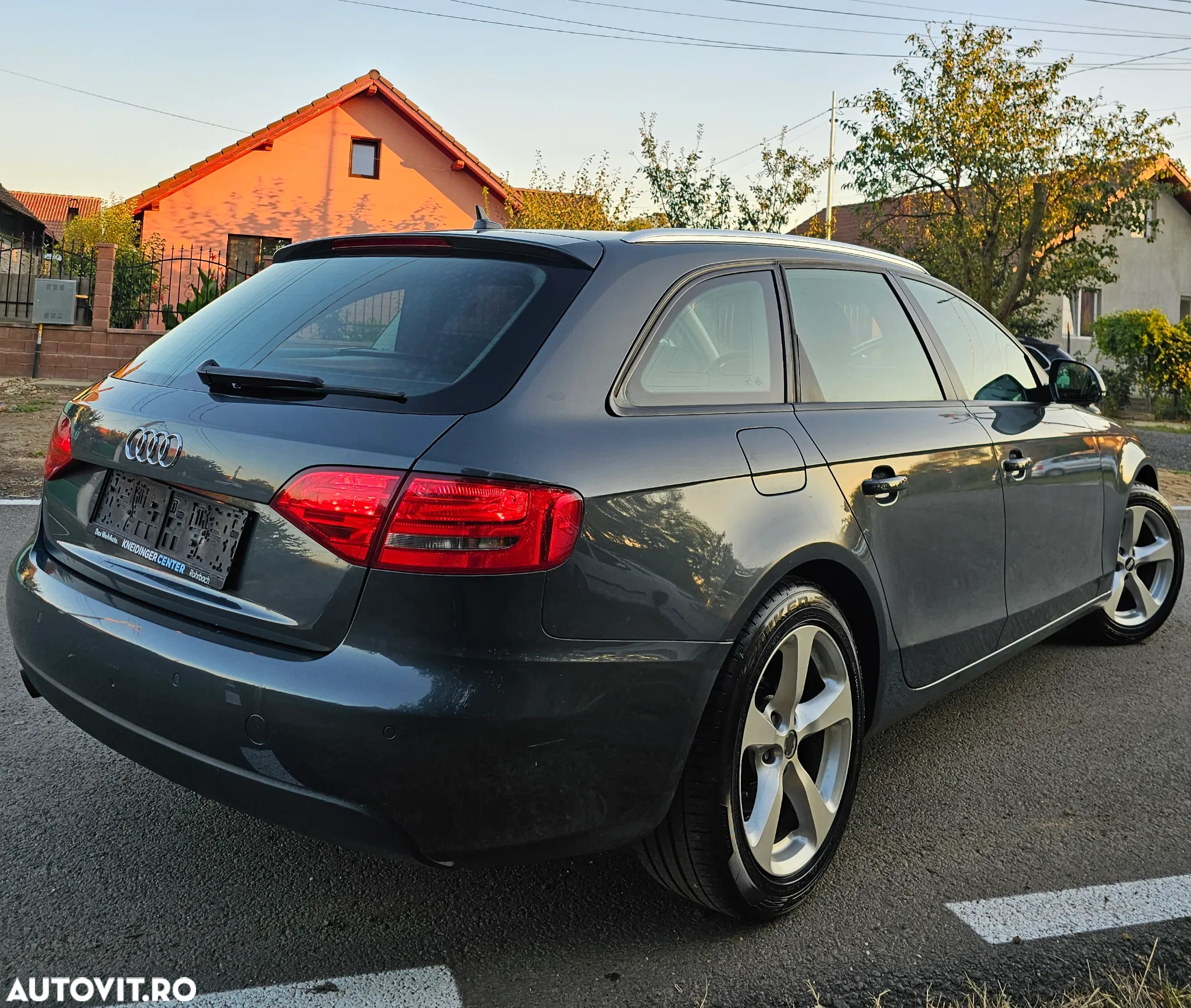 Audi A4 2.0 TDI Avant - 8