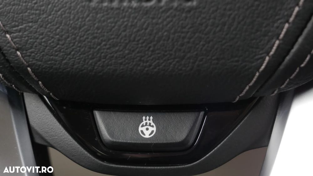 BMW Seria 5 530e xDrive AT PHEV - 26