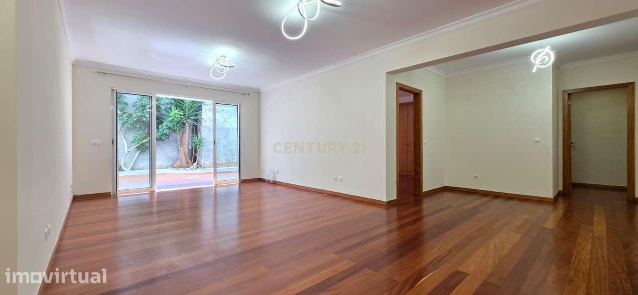 Apartamento T2+1 em Santo António - Grande imagem: 3/36