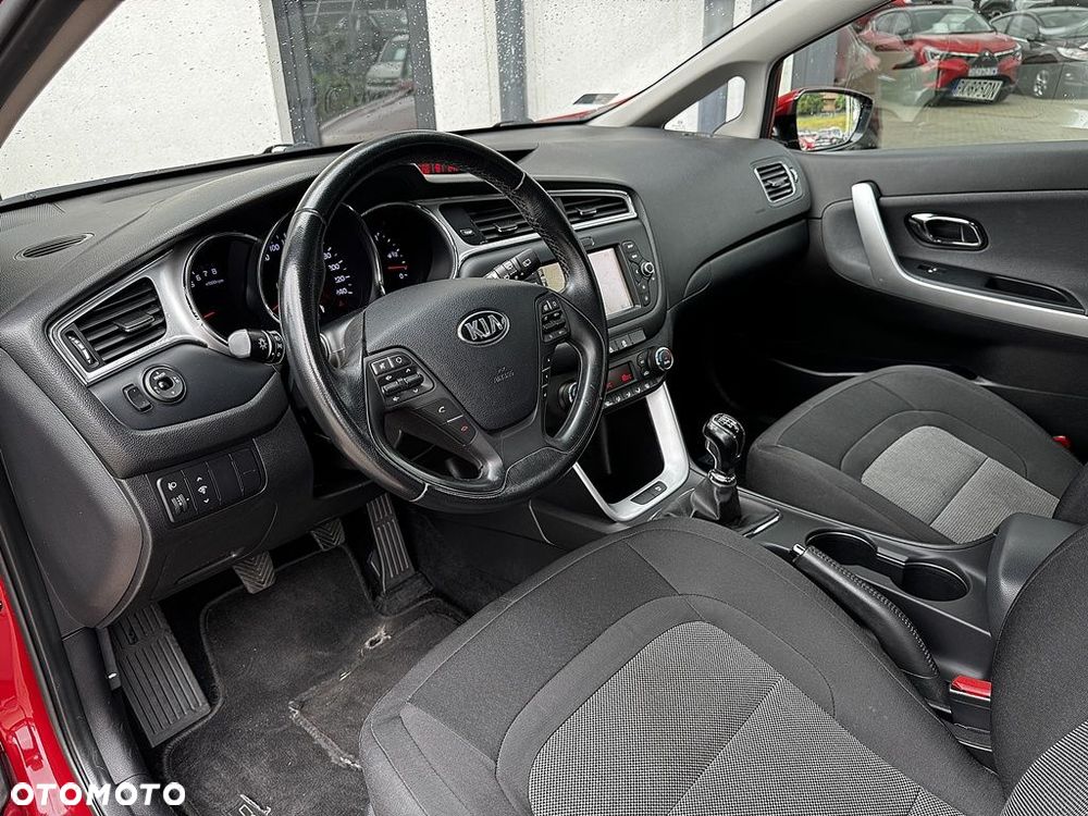 Kia Ceed 1.6 GDI L - 9